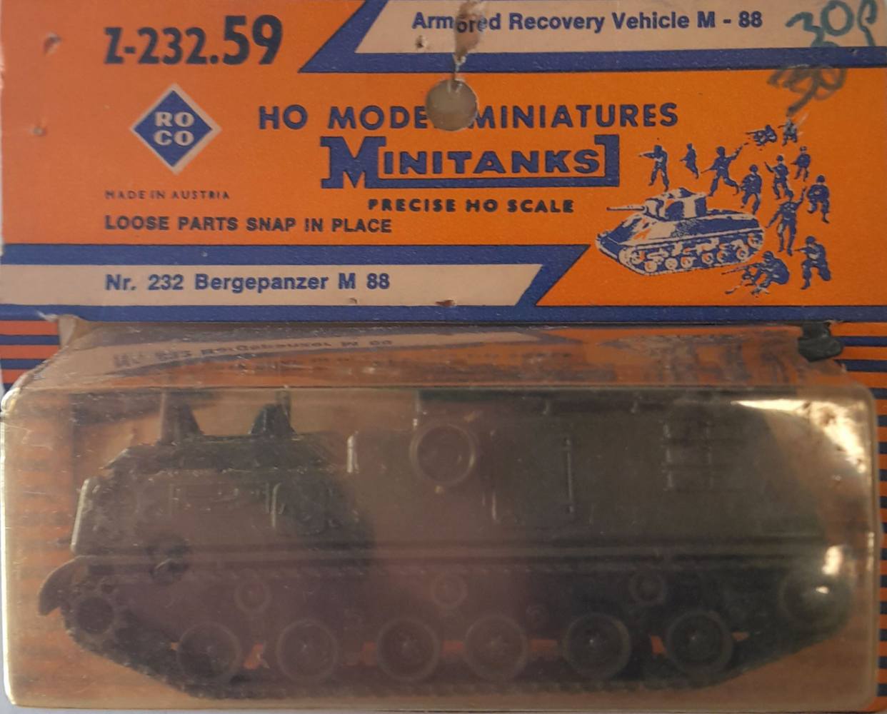 ROCO Z-232.59 ARMORED RECOVERY VEHICLE BERGEPANZER M-88 Military Model Kits