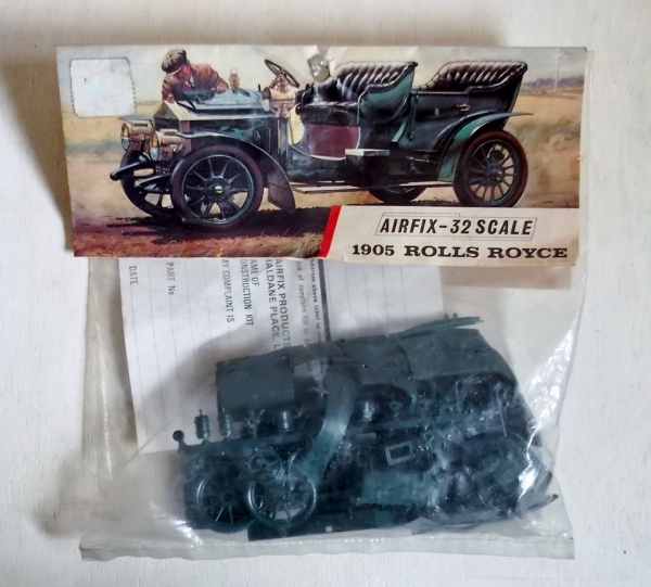 Kit Maquette Airfix 1/32 – Lot De 5 Voitures Anciennes : Bentley, Morris, Darracq, Ford, Rolls – Occasion