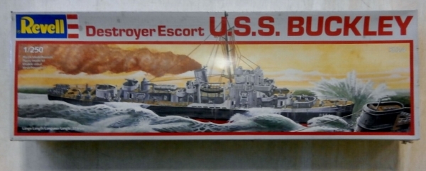 REVELL 5024 USS BUCKLEY 1/250 Model Kit