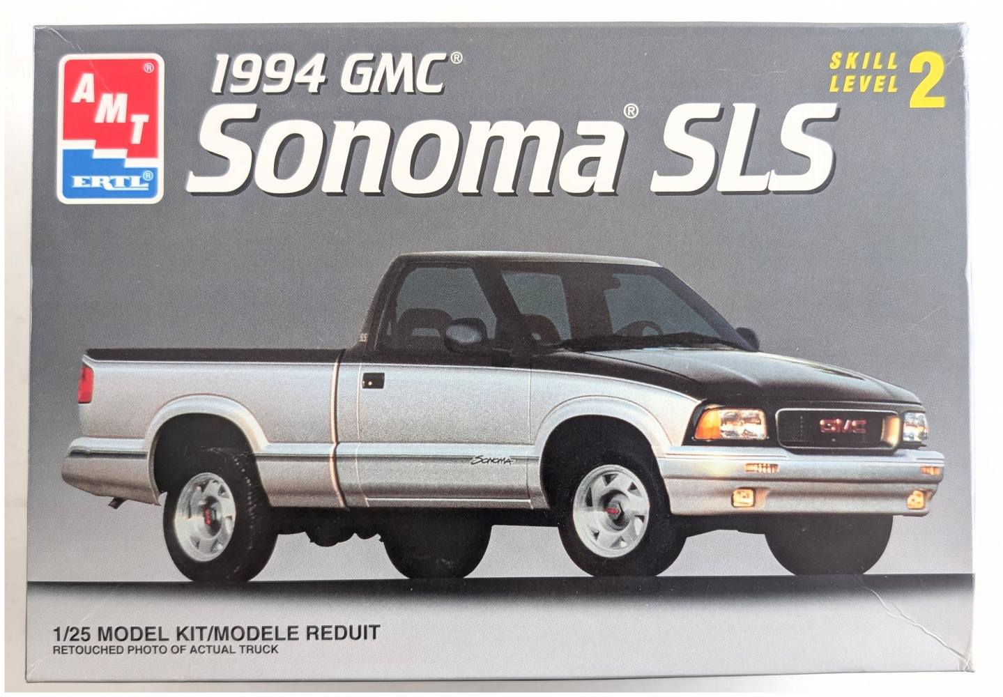 AMT/ERTL 8128 1994 GMC SONOMA SLS Cars, Motorbikes & Trucks Model kits