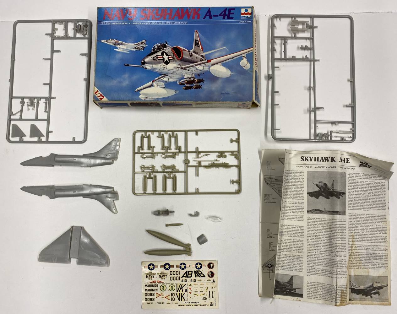 KINGKIT MODEL SCRAPYARD ESCI 9004 NAVY SKYHAWK INCOMPLETE Salvage Yard