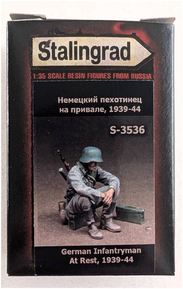 STALINGRAD S-3536 GERMAN INFANTRYMAN AT REST 1939-44 Model Figures