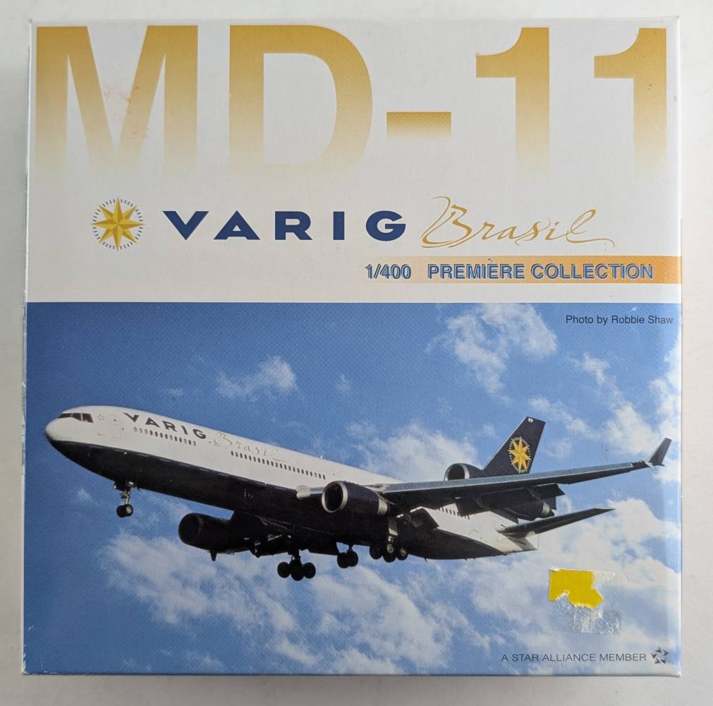 DRAGON 55326 MD-11 VARIG BRASIL Airliners Model Kits