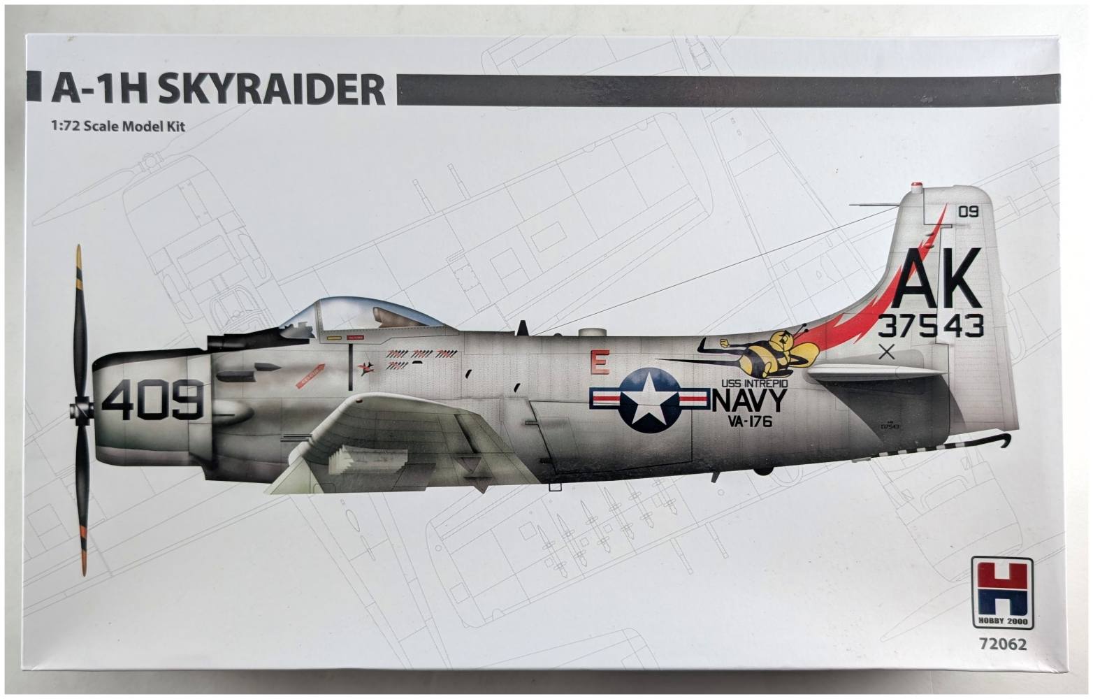 HOBBY 2000 72062 A-1H SKYRAIDER Aircraft Model Kits