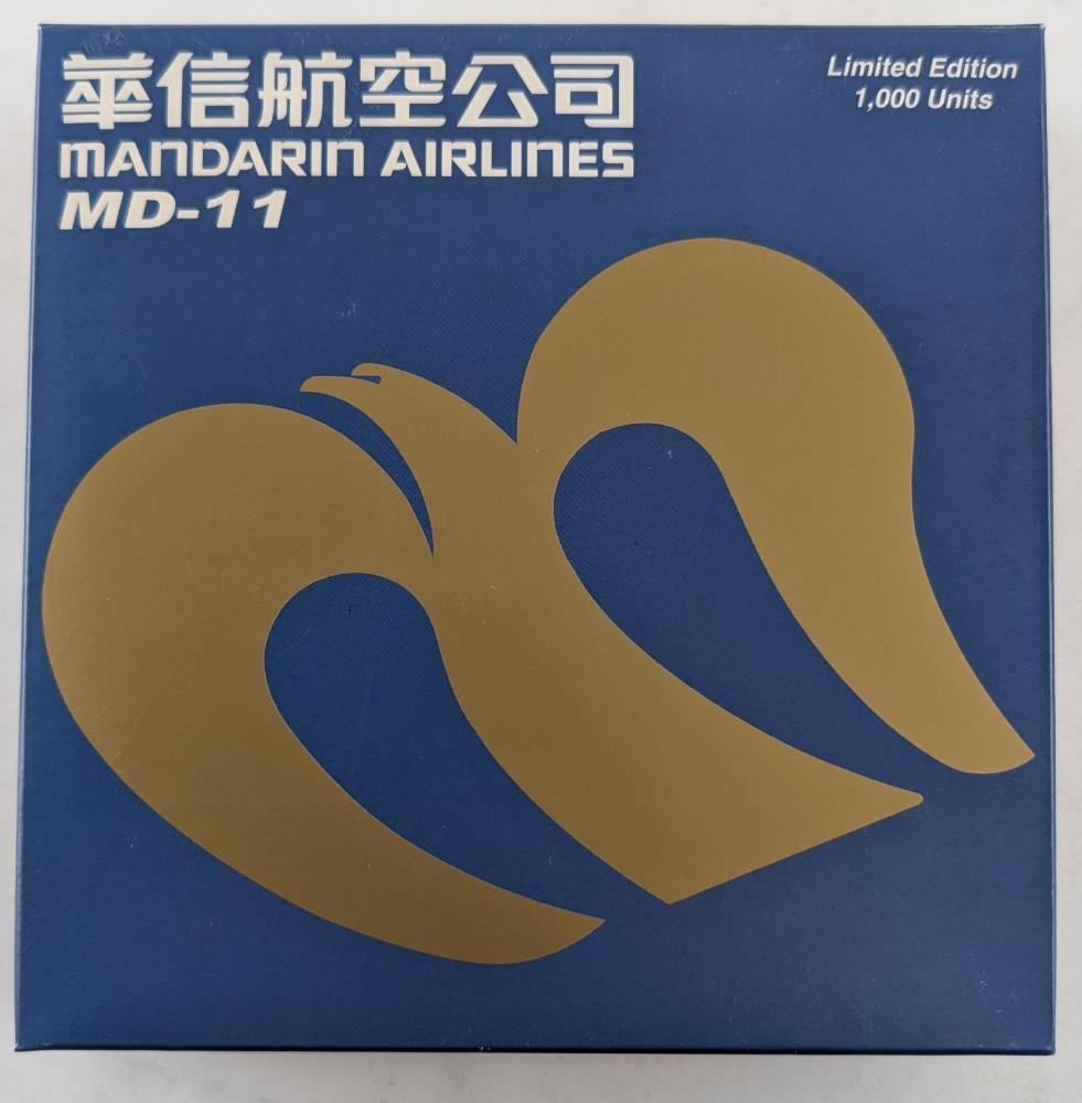 DRAGON MD-11 MANDARIN AIRLINES Airliners Model Kits
