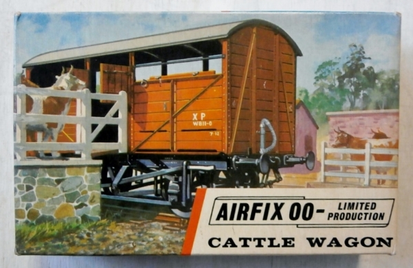 AIRFIX Railway Models Kits R5 CATTLE WAGON