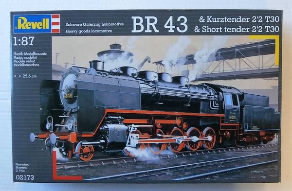 REVELL Railway Models Kits 02173 HEAVY GOODS LOCOMOTIVE BR 43   SHORT TENDER 2 2 T30