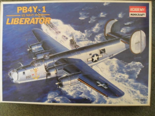 Maquette Avion Matchbox 1/72 PB4Y-2 Privateer Liberator – Rare Kit D'origine