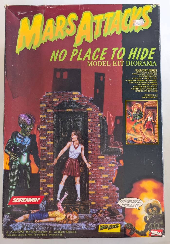 SCREAMIN MODEL KITS 4120 MARS ATTACKS NO PLACE TO HIDE MODEL KIT DIORAMA Film & TV models