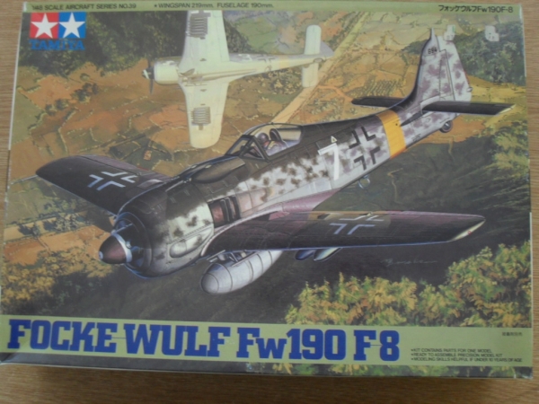 Focke Wulf FW 190 F-8 WEEKEND von Eduard (1:72) # 7440 | Modellbau für