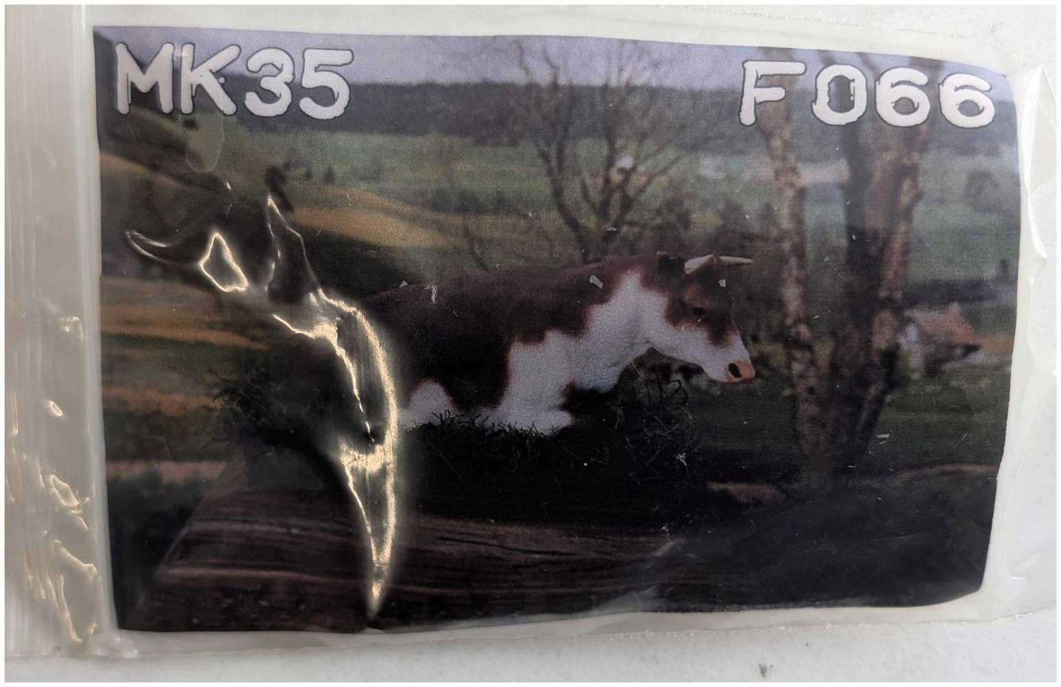 MK 35 F066 COW FIGURE Miscellaneous