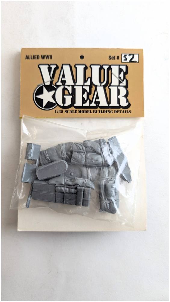VALUE GEAR SET 2 ALLIED WWII SHERMAN ENGINE DECK 2 Paint & Accessories