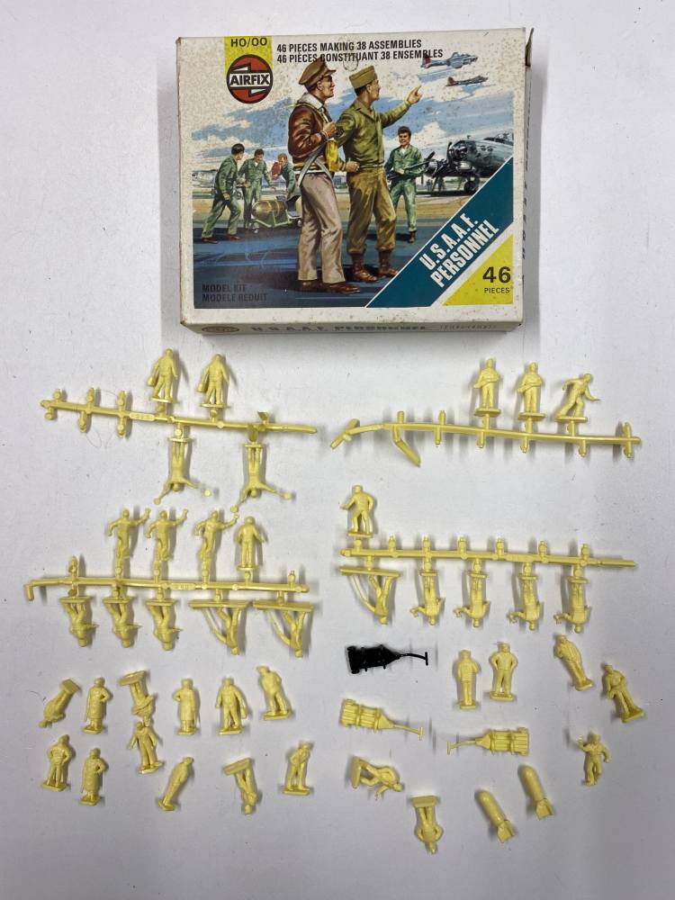 KINGKIT MODEL SCRAPYARD AIRFIX 01748-8 U.S.A.A.F. PERSONNEL STARTED Salvage Yard