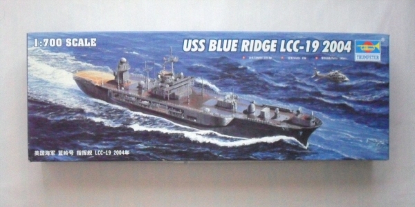 Trumpeter 05717 Model Kit USS Blue Ridge LCC 19 2004 