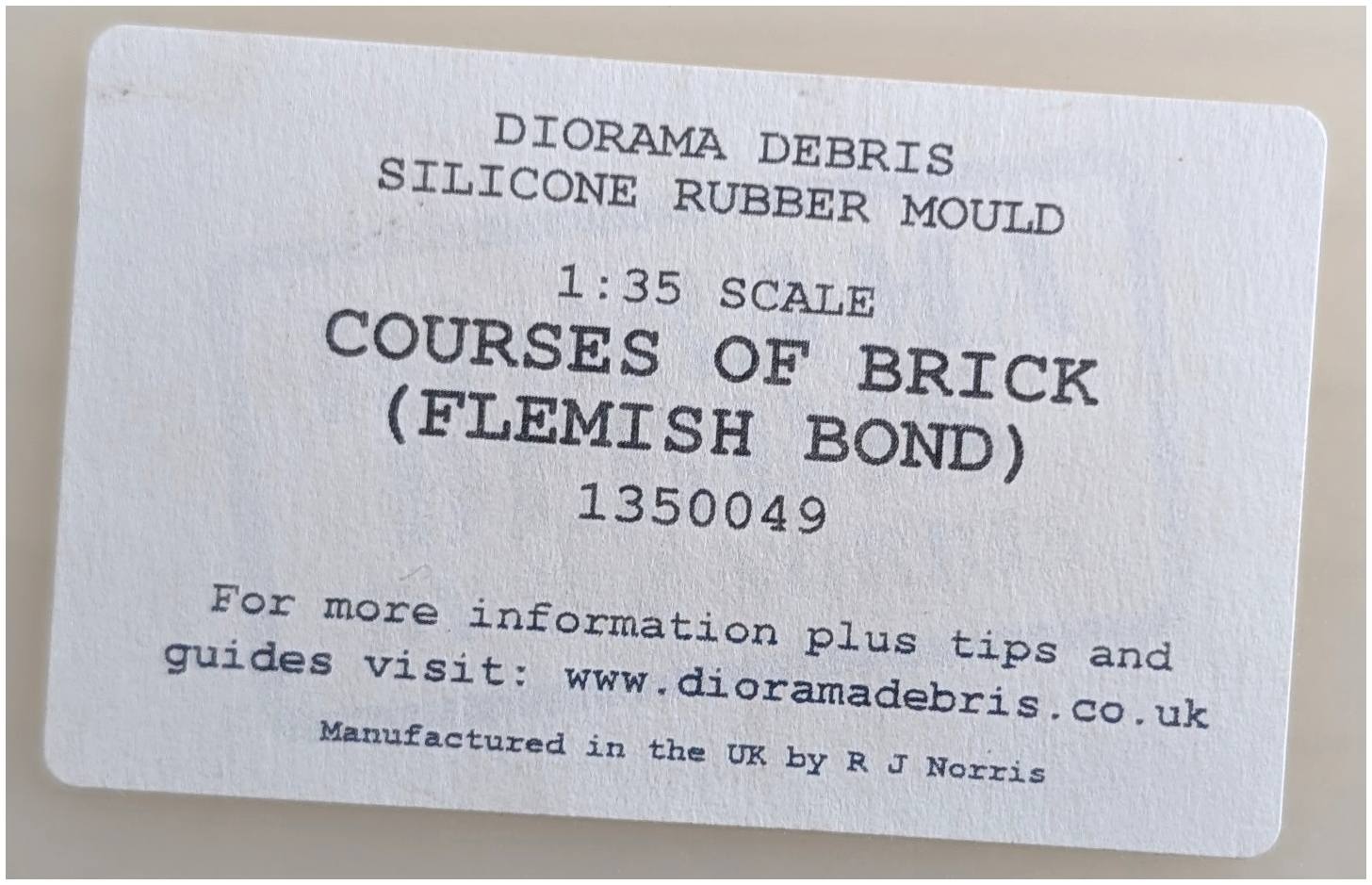 DIORAMA DEBRIS 1350049 COURSES OF BRICK FLEMISH BOND Miscellaneous