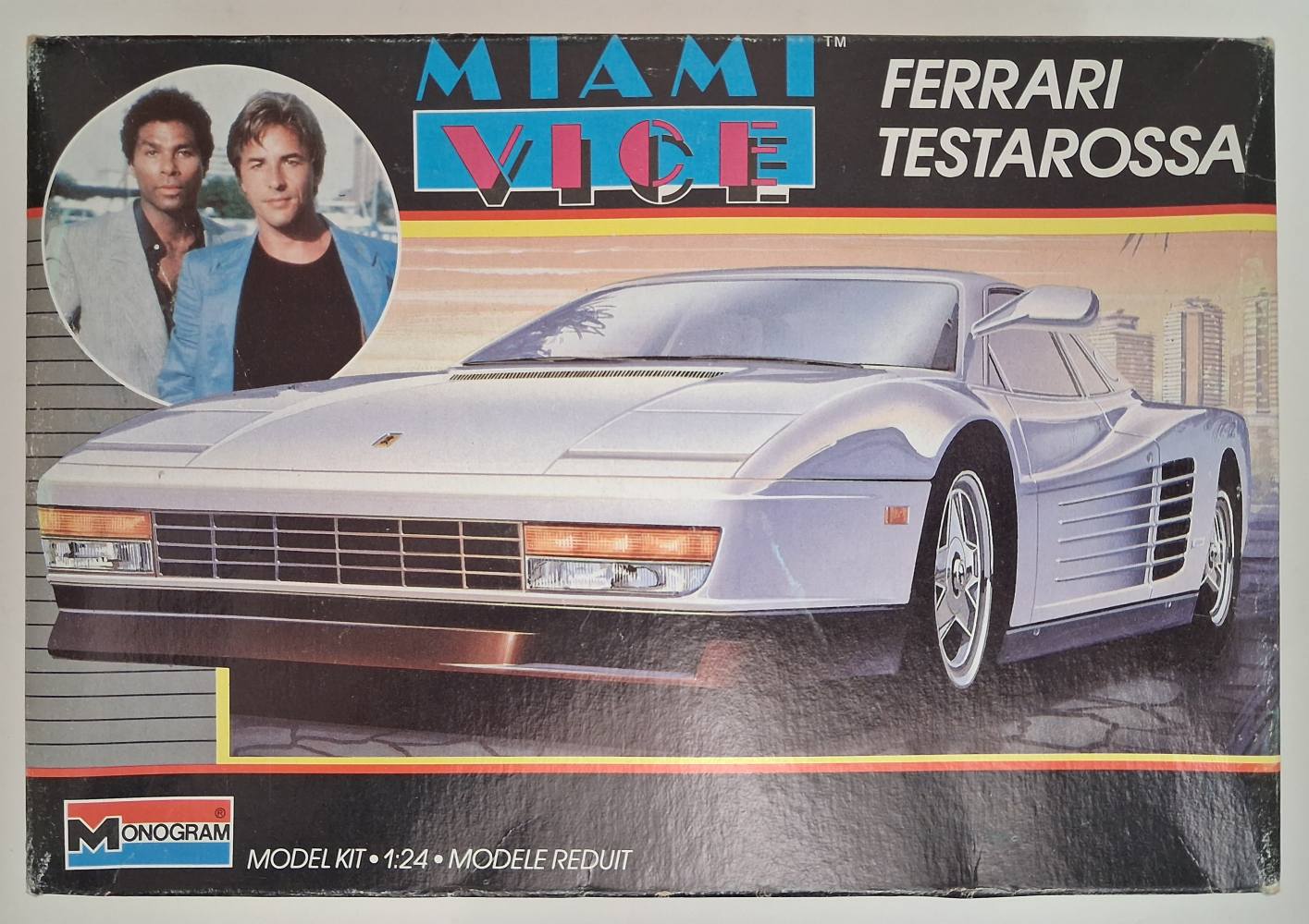 MONOGRAM 2756 MIAMI VICE FERRARI TESTAROSSA Cars, Motorbikes & Trucks Model kits