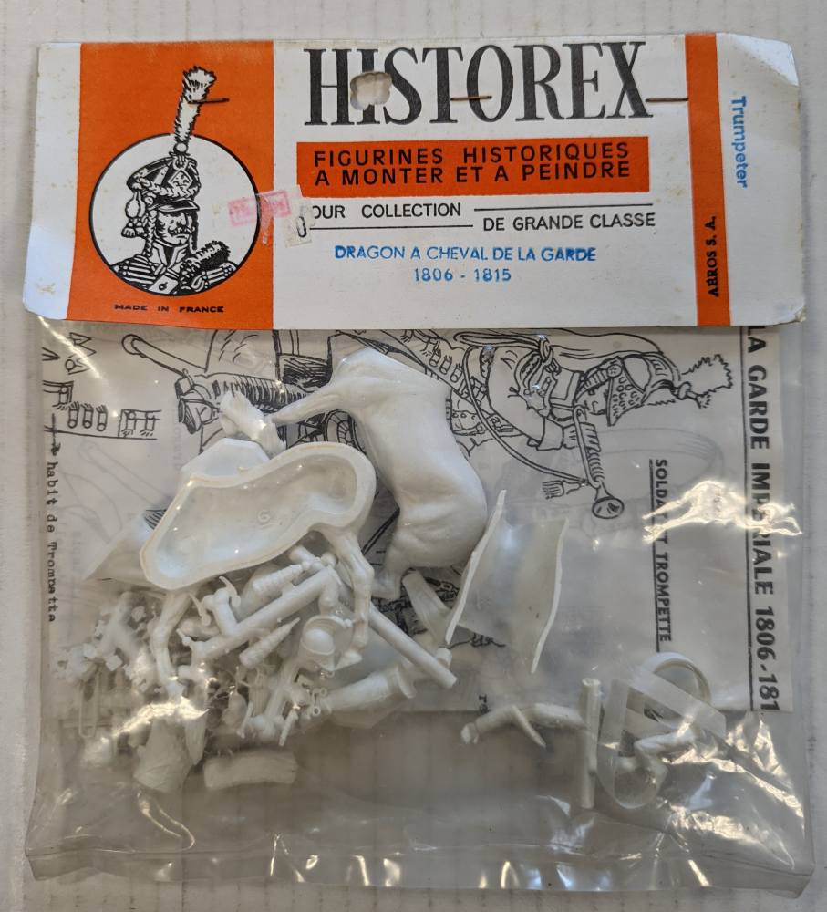 HISTOREX DRAGON A CHEVAL DE LA GARDE 1806-1815 TRUMPETER HI69 Model Figures