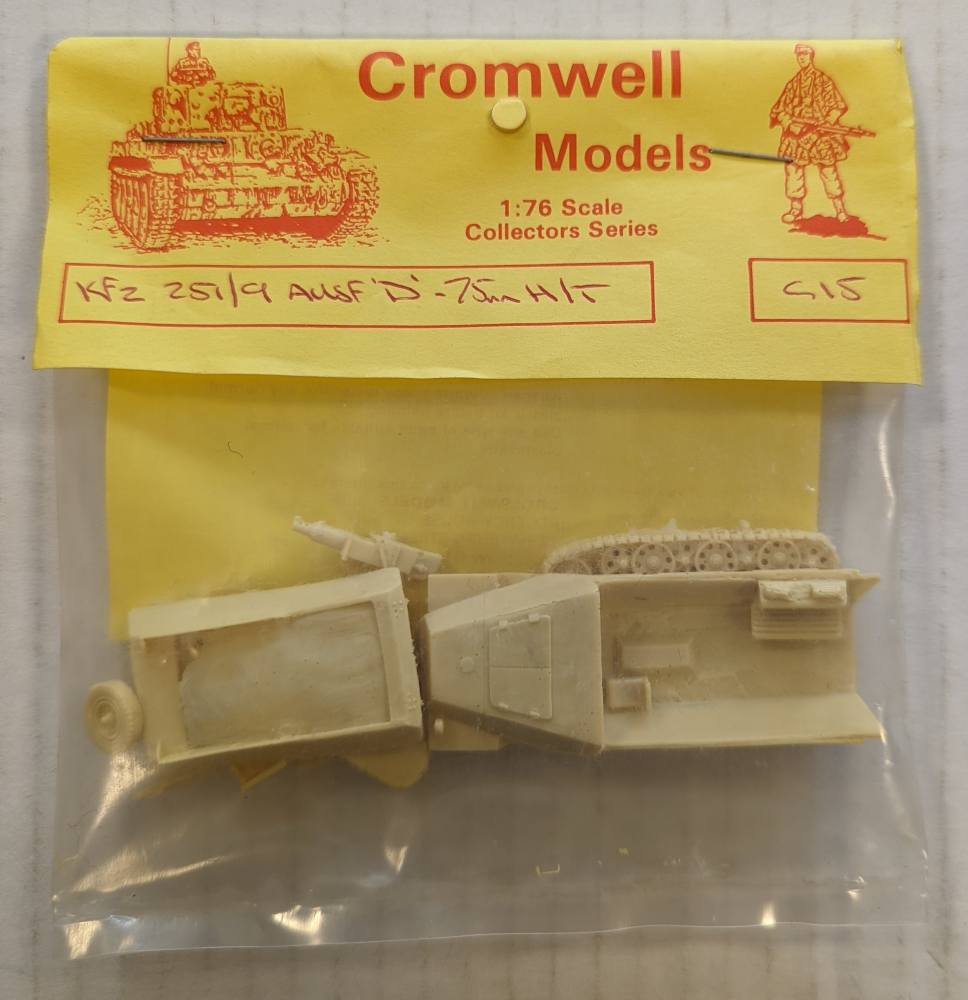 CROMWELL MODELS KFZ 251/9 AUSF D 75MM H/T Military Model Kits