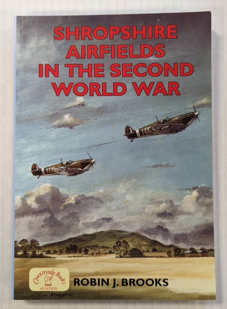 Livre 'North Wales Airfields In The Second World War' Par David Berryman - Bon état