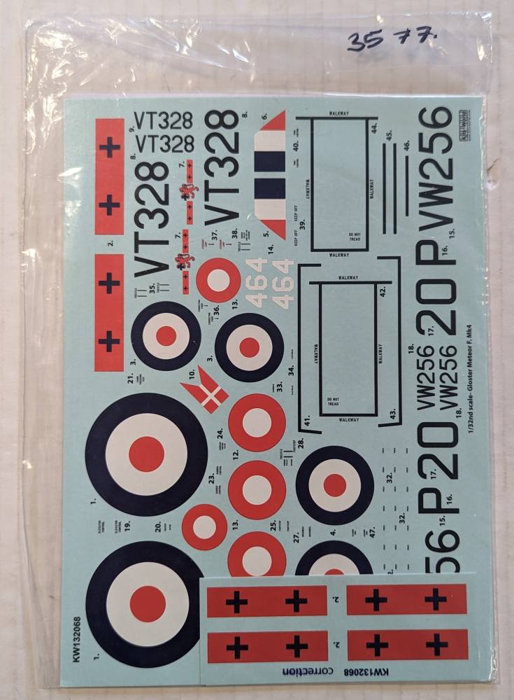 WARBIRDS 3577. 132068 GLOSTER METEOR F.MK4 Discount Decals