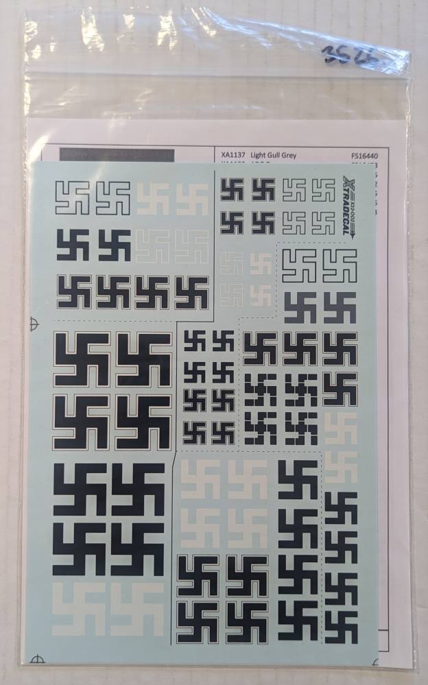 XTRADECAL 3526. 32002 LUFTWAFFE SWASTIKAS Discount Decals
