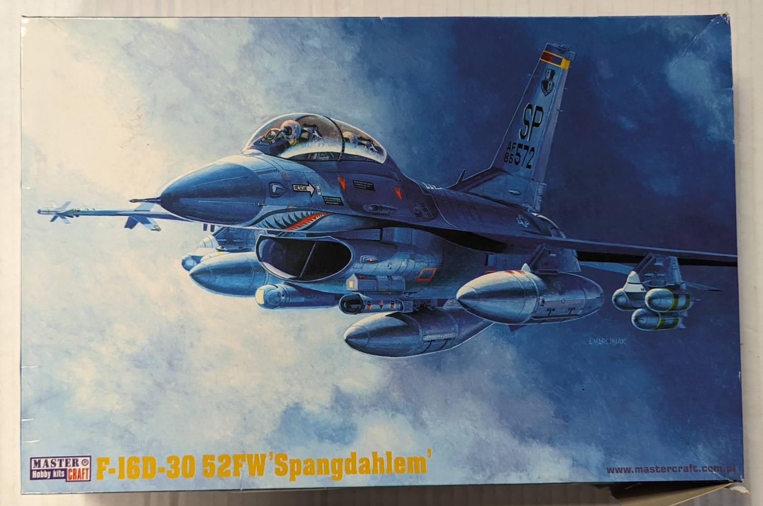 MASTERCRAFT 04098 F-16D BLOCK 30 52FW SPANGDAHLEM Aircraft Model Kits