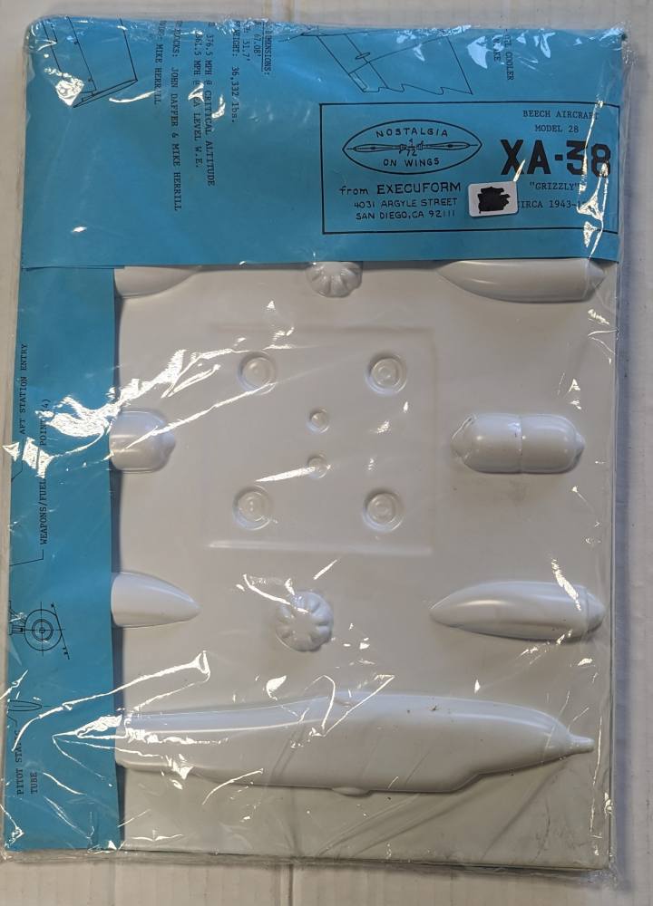 EXECUFORM BEECH AIRCRAFT XA-38 GRIZZLY Aircraft Model Kits