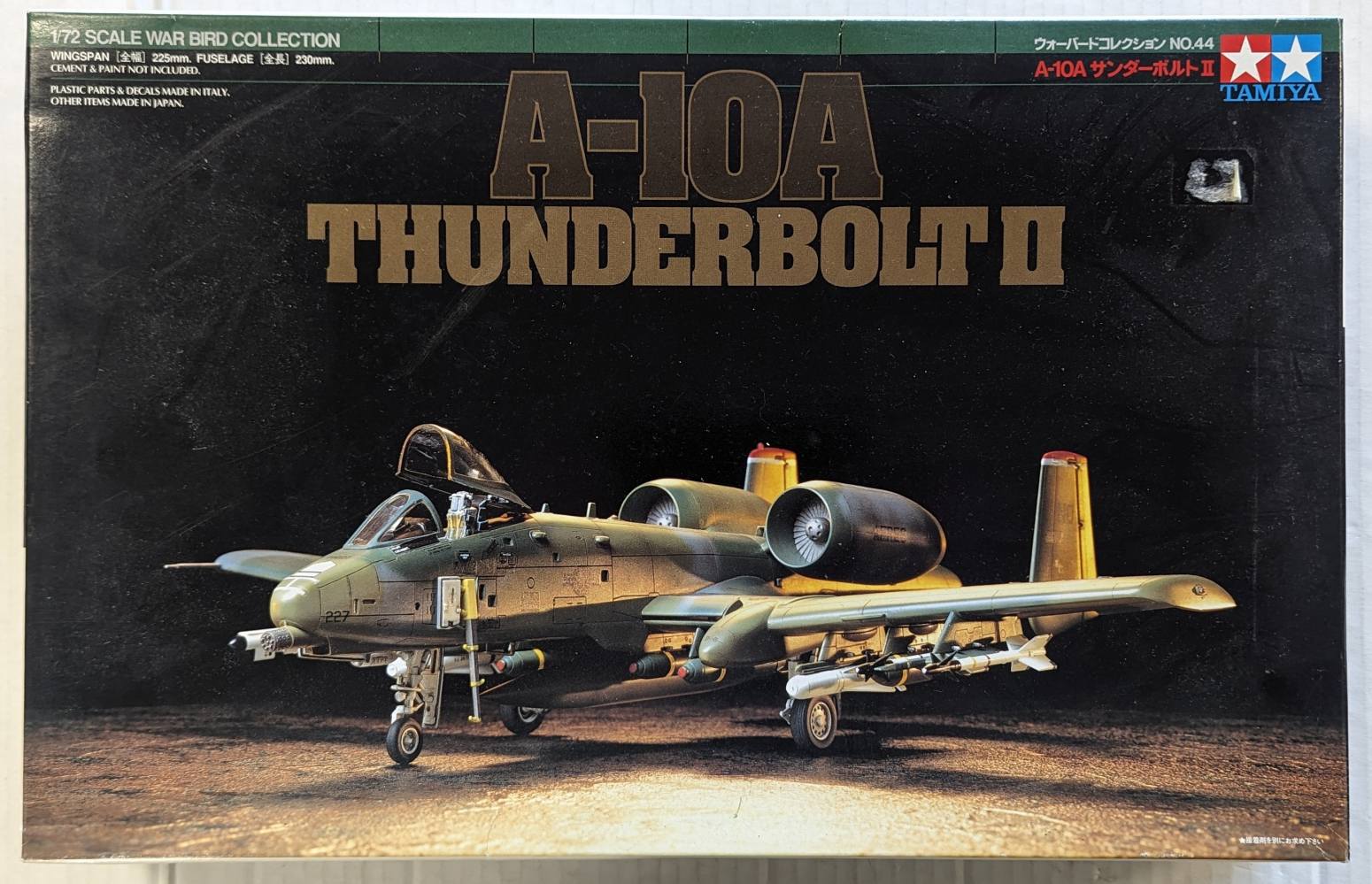 TAMIYA 60744 A-10A THUNDERBOLT II Aircraft Model Kits