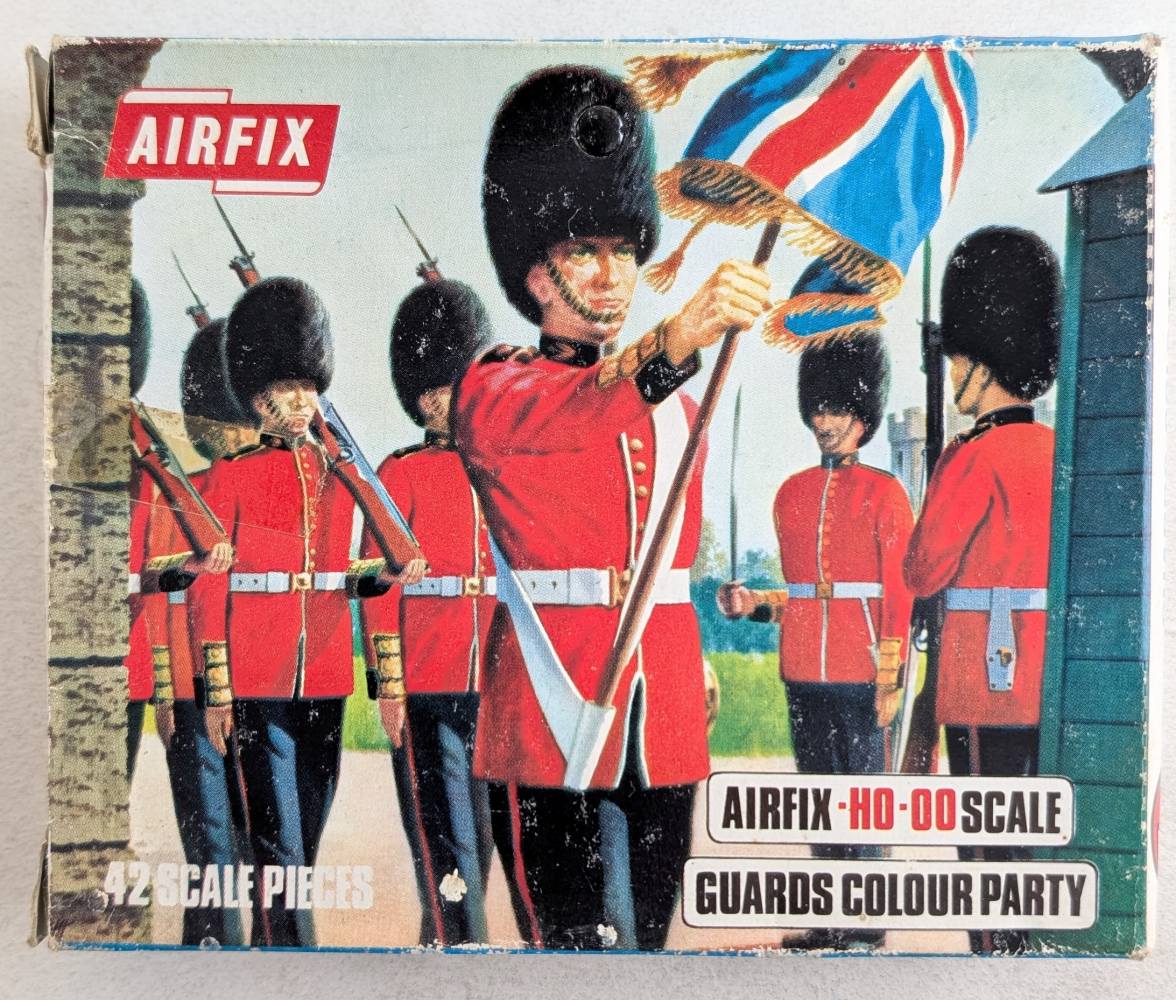 AIRFIX S2 GUARDS COLOUR PARTY Model Figures