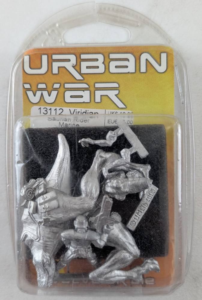 URBAN MAMMOTH 13112 VIRIDIAN SAURIAN RIDER MARINE Model Figures