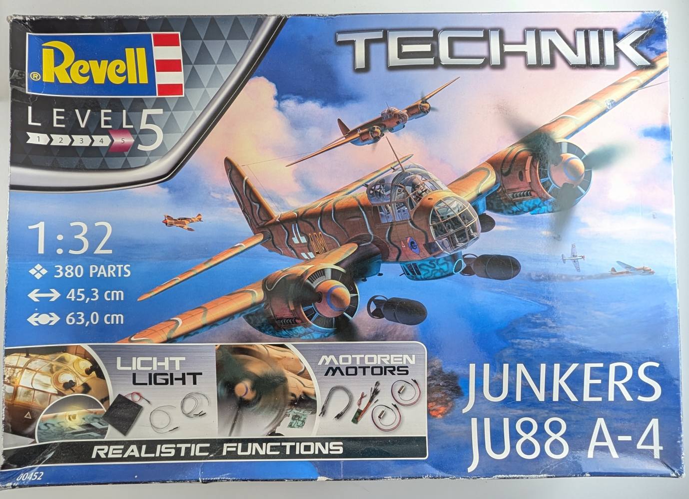 REVELL 00452 JUNKERS JU-88 A-4 Aircraft Model Kits