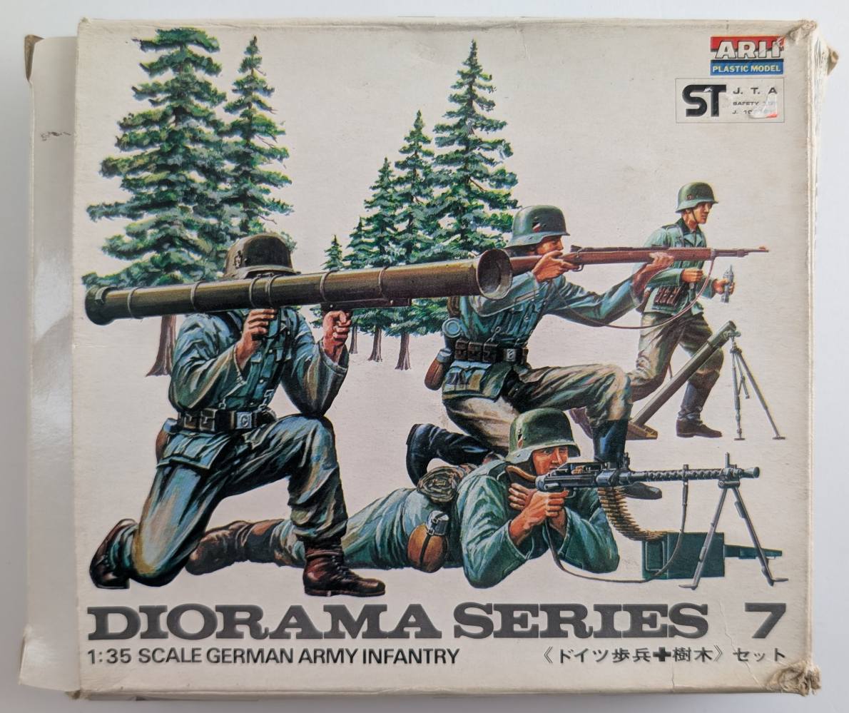 ARII 100 GERMAN ARMY INFANTRY diorama series 7 Model Figures