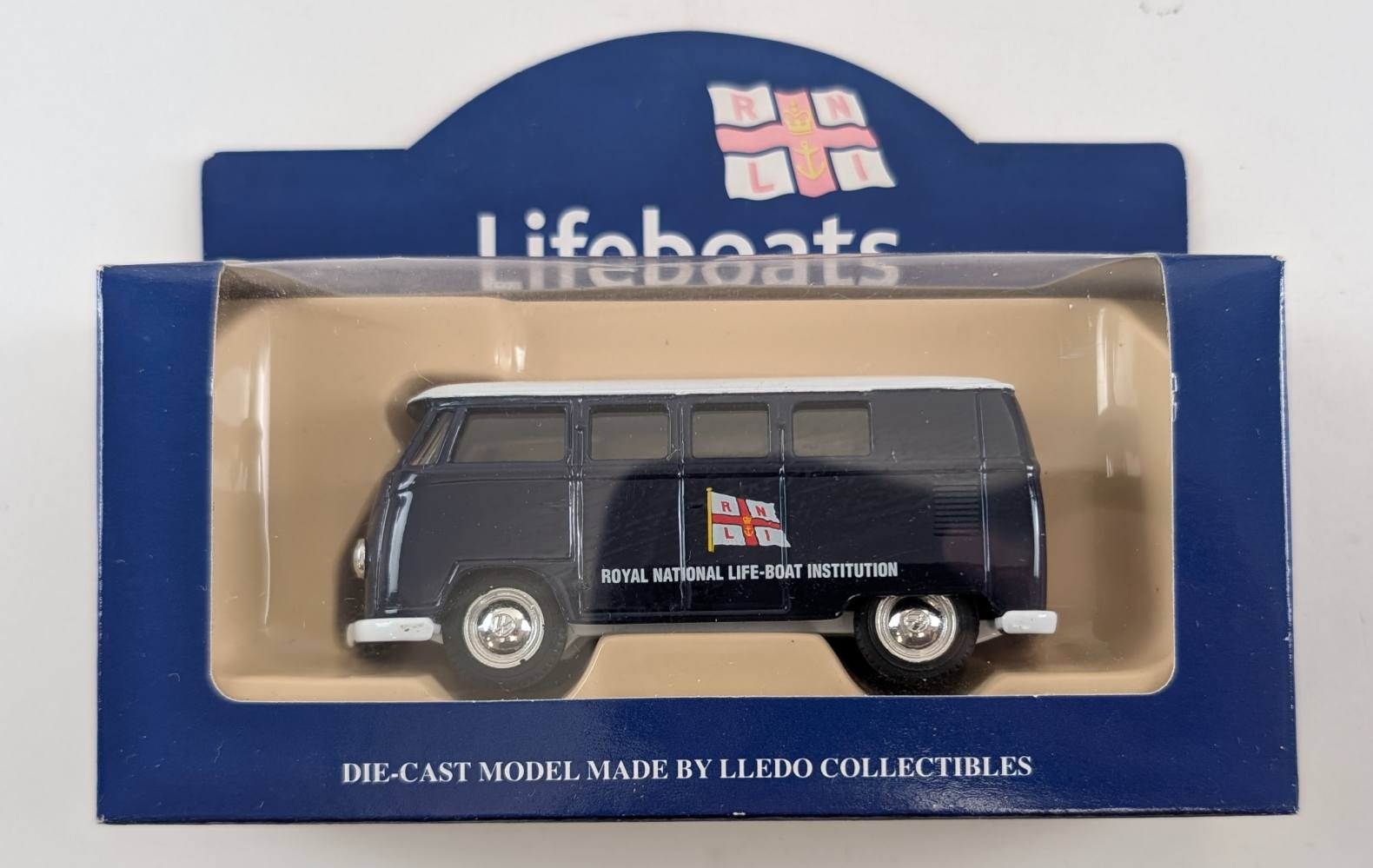 LLEDO RNLI VOLKSWAGEN CAMPER Cars, Motorbikes & Trucks Model kits