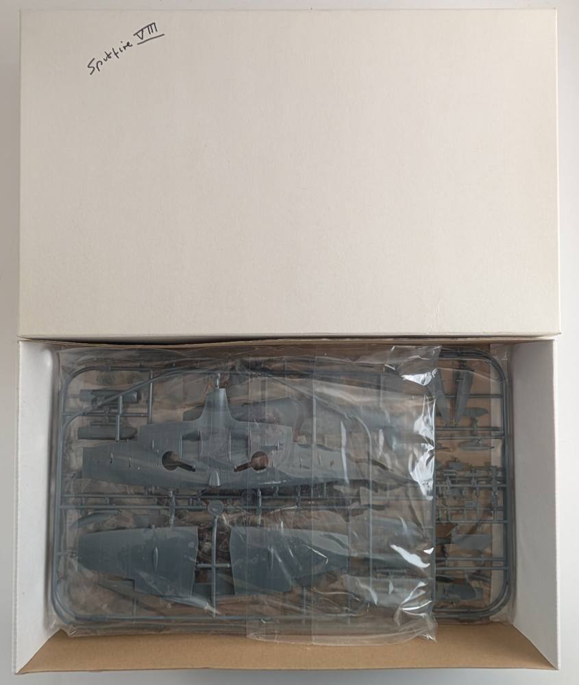 EDUARD 8294X SPITFIRE MK VIII Aircraft Model Kits