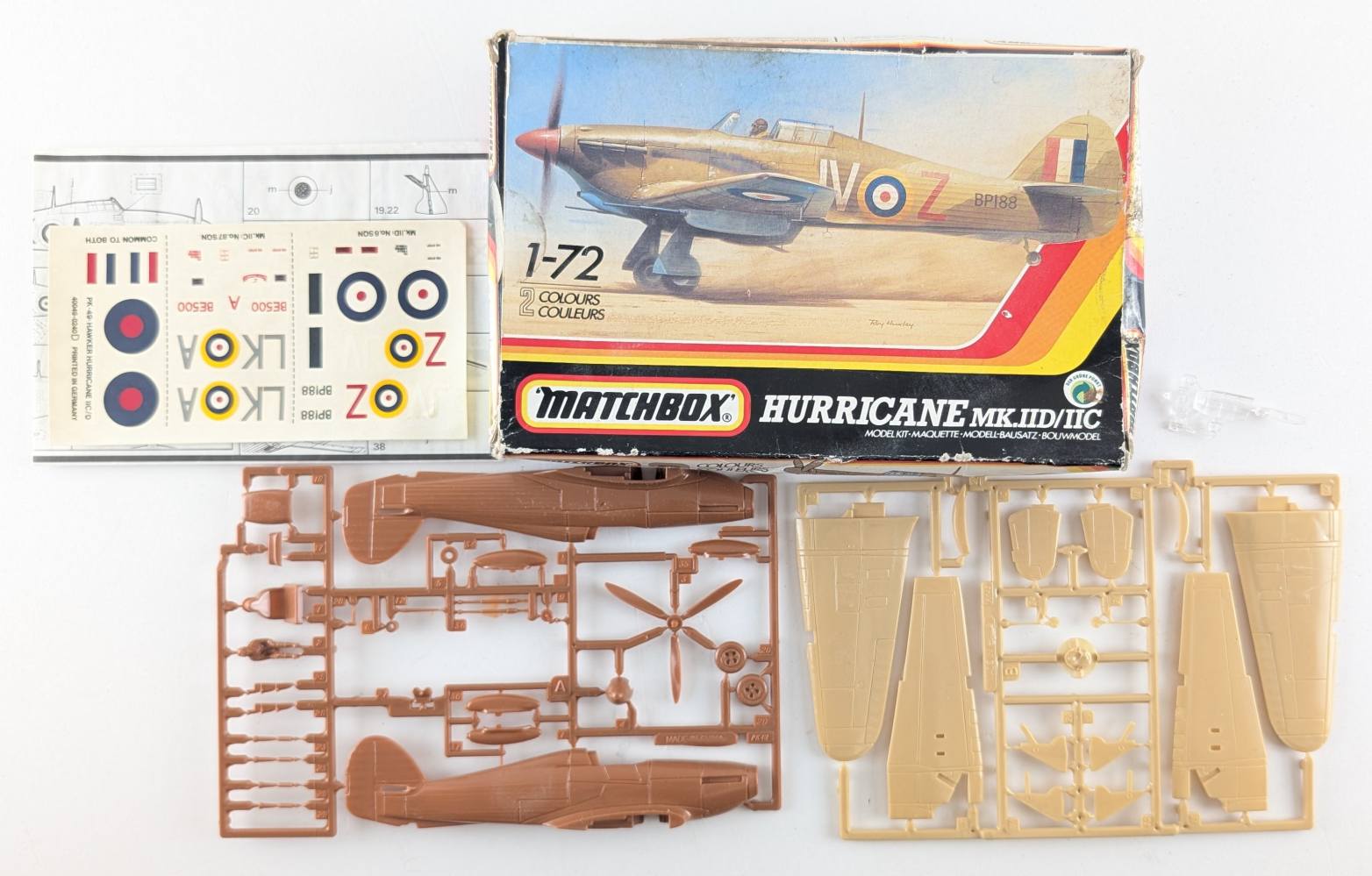 KINGKIT MODEL SCRAPYARD MATCHBOX 40049 HURRICANE MK.IID/IIC DAMAGED DECALS Salvage Yard