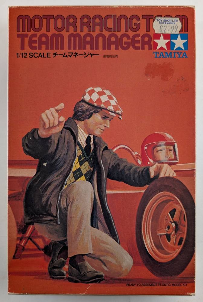 TAMIYA 2205 MOTOR RACING TEAM MANAGER Model Figures