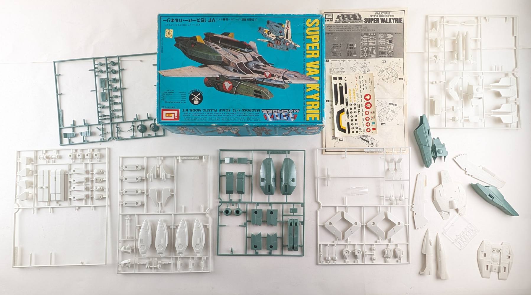 KINGKIT MODEL SCRAPYARD IMAI B-1256 MACROSS SUPER VALKYRIE VF-15 WITH BOOSTER STARTED Salvage Yard