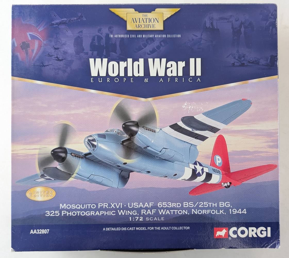 CORGI 32807 MOSQUITO PR.XVI USAAF Aircraft Model Kits