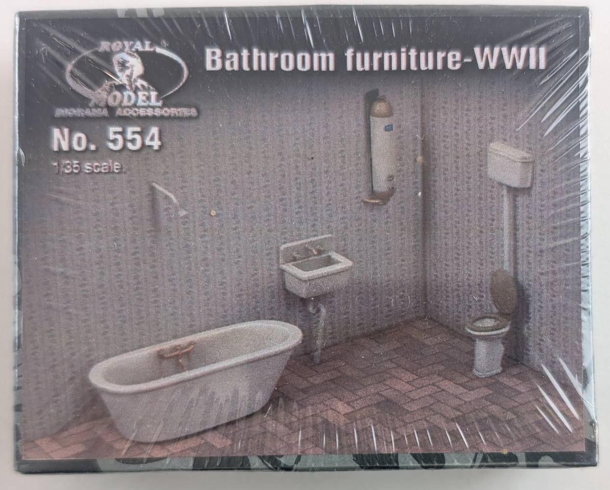ROYAL MODEL 554 BATHROOM FURNITURE WWII Scenery