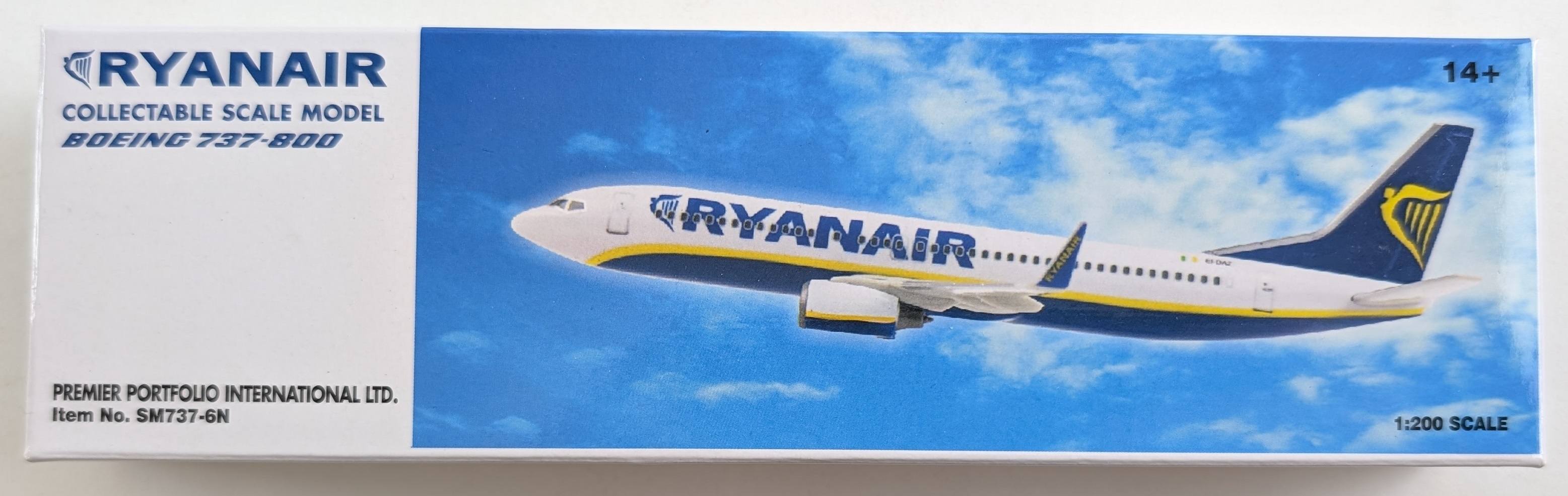 PREMIER PORTFOLIO RYANAIR BOEING 737-800 Airliners Model Kits
