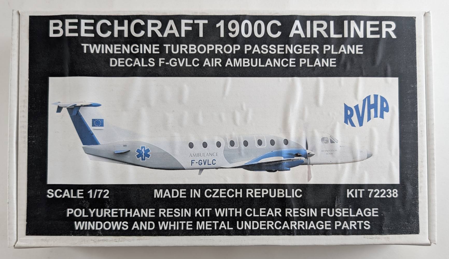 RVHP 72238 BEECHCRAFT 1900C AIRLINER AIR AMBULANCE MARKINGS Aircraft Model Kits
