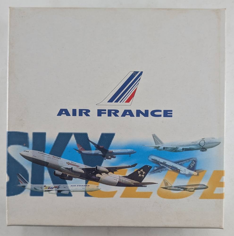 AIRLINER COLLECTIBLE 98-004 AIR FRANCE A340-311 WORLD CUP 98 Airliners Model Kits