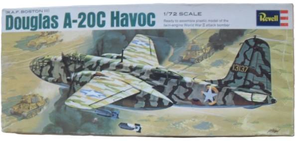 REVELL Aircraft Model Kits H115 DOUGLAS A-20C HAVOC
