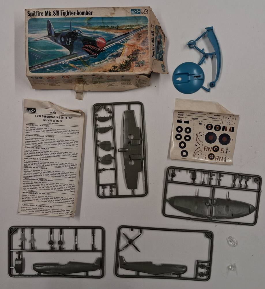 KINGKIT MODEL SCRAPYARD FROG F237 SPITFIRE MK.8/9 FIGHTER-BOMBER CRACKED DECALS Salvage Yard