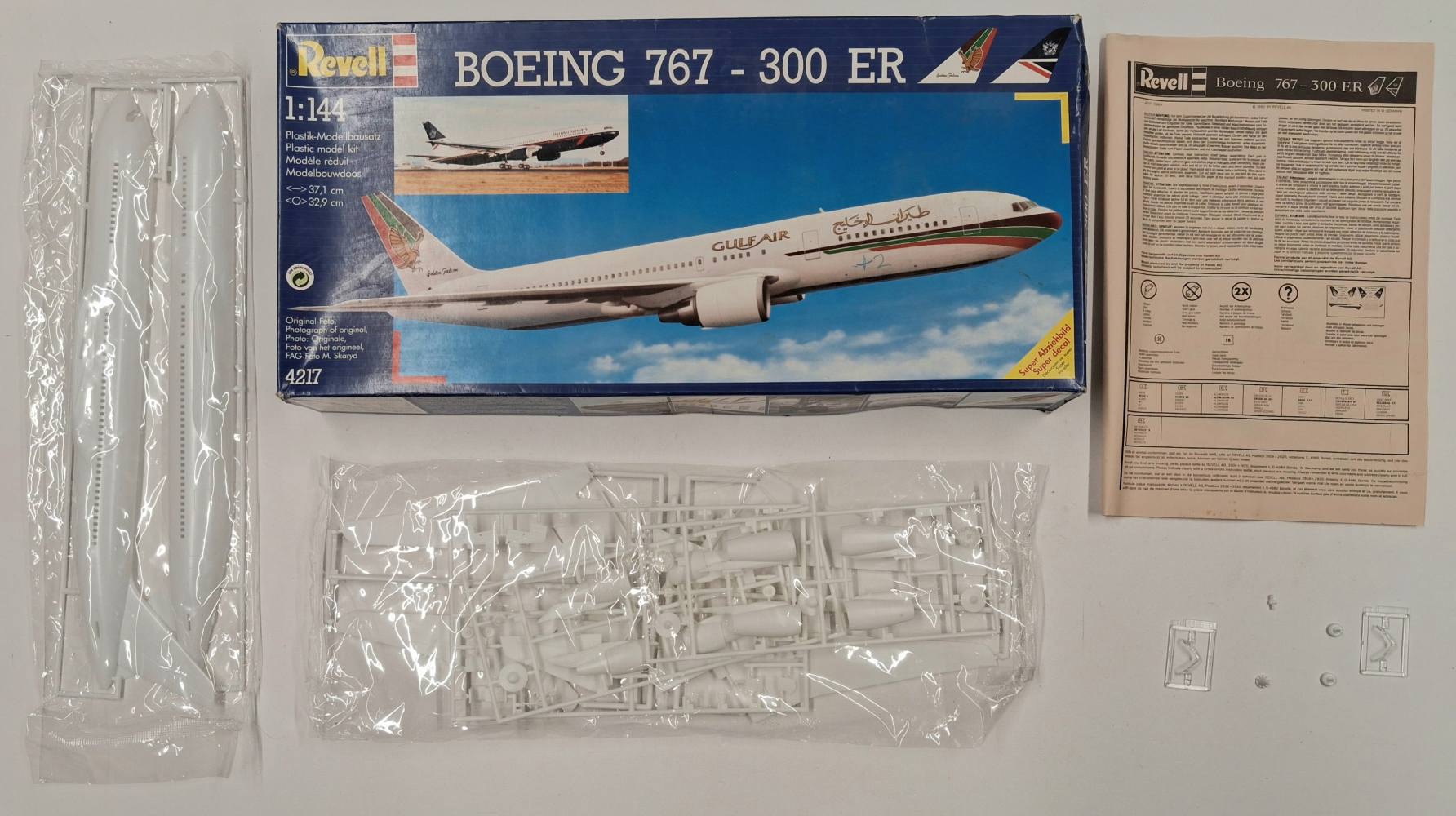 KINGKIT MODEL SCRAPYARD REVELL 4217 BOEING 767-300 ER NO DECALS Salvage Yard