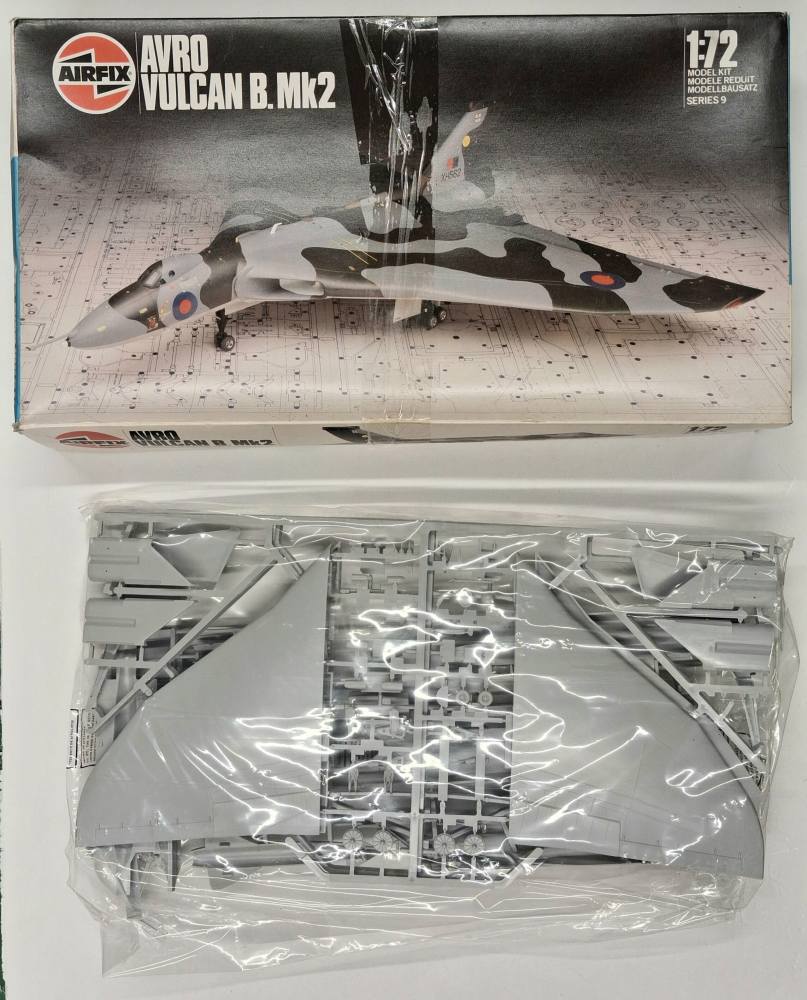 KINGKIT MODEL SCRAPYARD AIRFIX 09002 AVRO VULCAN NO DECALS Salvage Yard