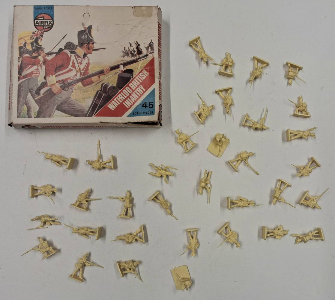 KINGKIT MODEL SCRAPYARD AIRFIX 01745-9 WATERLOO BRITISH INFANTRY INCOMPLETE Salvage Yard