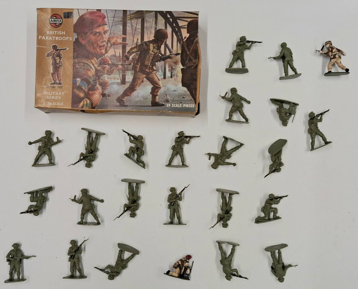 KINGKIT MODEL SCRAPYARD AIRFIX 51450-9 1712 BRITISH PARATROOPS STARTED INCOMPLETE Salvage Yard