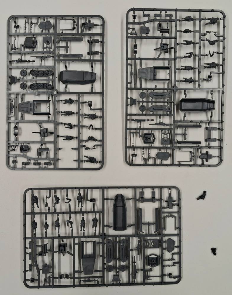 KINGKIT MODEL SCRAPYARD PLASTIC SOLDIER WW2V20035 - 1/72 NEU HALFTRACK NO HEADER NO INSTRUCTIONS Salvage Yard