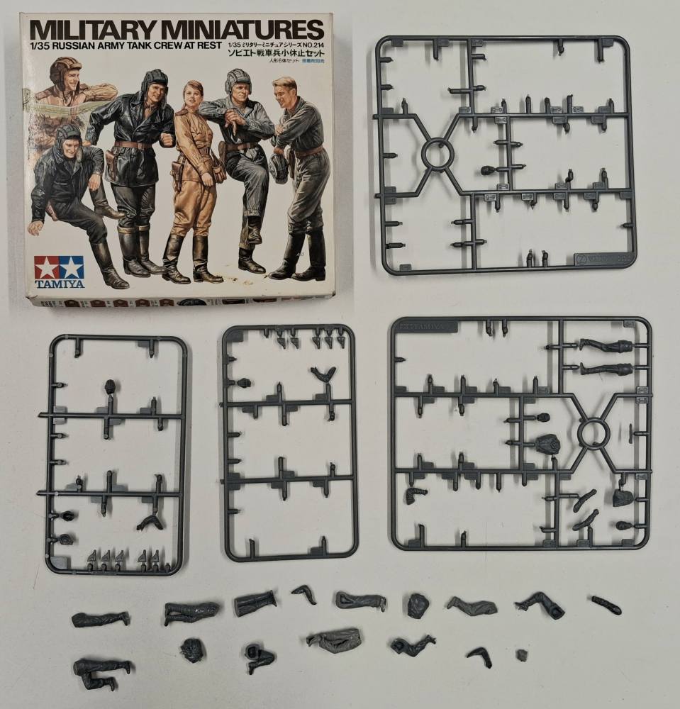 KINGKIT MODEL SCRAPYARD TAMIYA 35214..600 RUSSIAN ARMY TANK CREW AT REST STARTED Salvage Yard